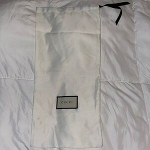 Gucci dust bag (1)